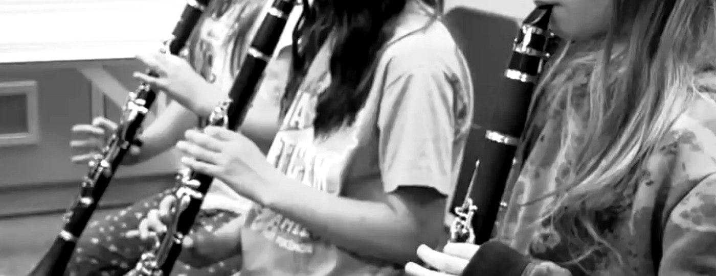 Beginning-band clarinet section playing together
